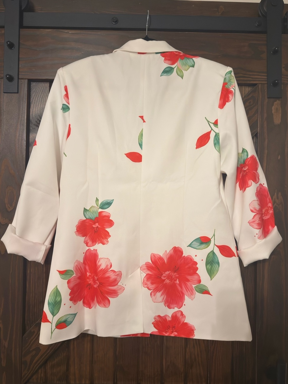 Vici Oversized White Blazer with Red Floral Print - Picture 2 of 3